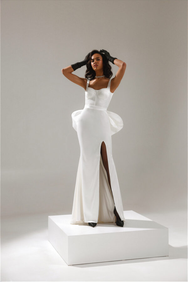 Vestido de novia Diva con lazo grande
